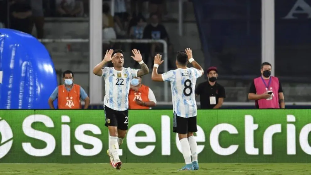 Invictos: La selección argentina de fútbol alcanzó un lugar destacado en el mundo