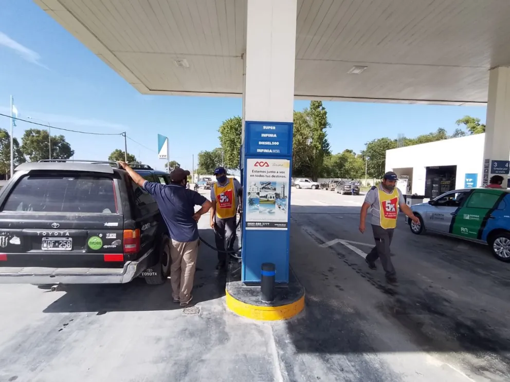 Cómo quedaron los precios de los combustibles en la región luego del aumento de YPF