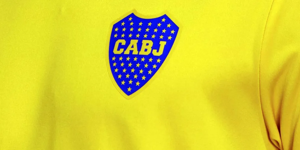 Filtran la nueva camiseta alternativa de Boca y sería homenaje a una de los años 80