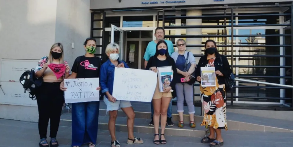 Les mataron la perra de un tiro en la cabeza y esperan un fallo ejemplar