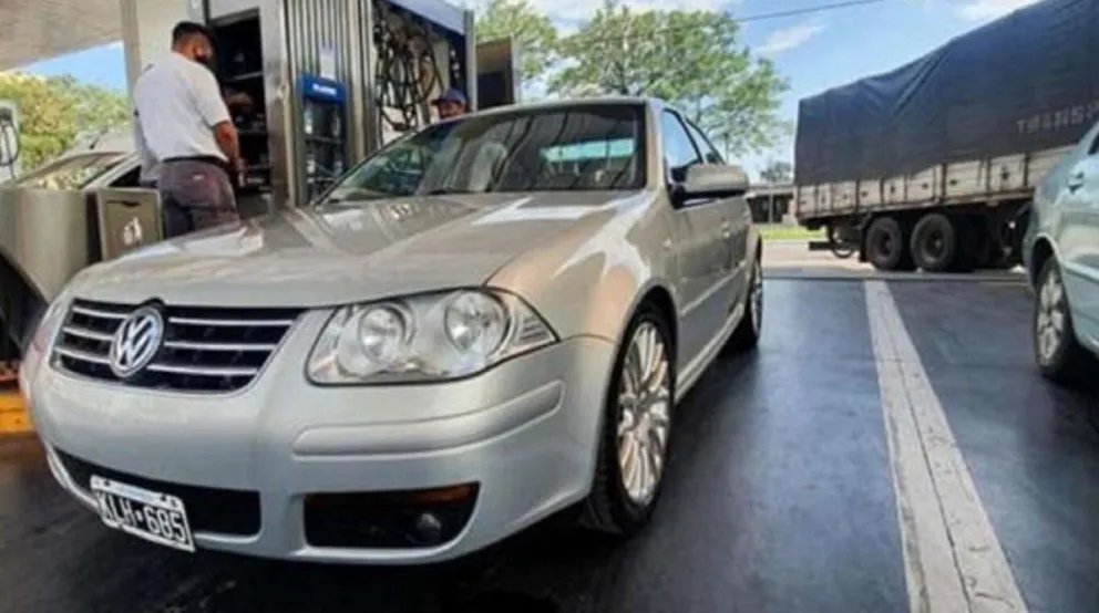 Publicó un aviso en las redes para vender su auto, lo secuestraron y le robaron 