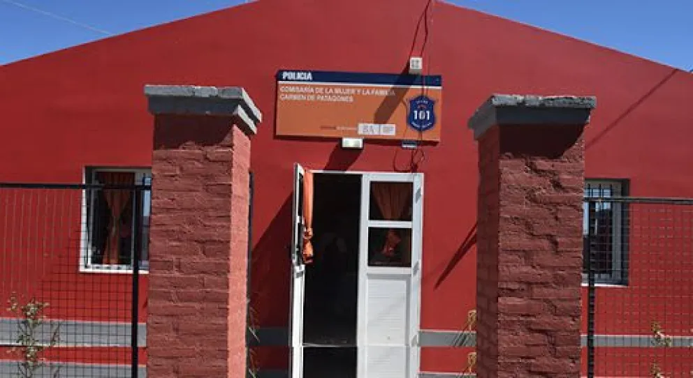 Un hombre que golpeó a su pareja se dio a la fuga y es buscado por la Policía 