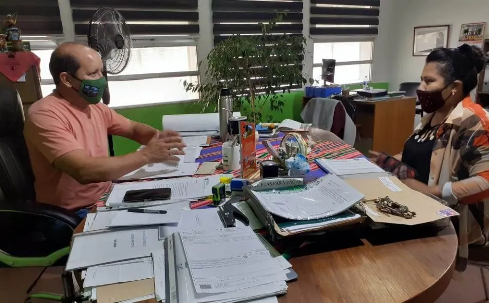 Carnaval y ceremonias ancestrales, temas abordados en  el encuentro entre Garavaglia y la Vicecónsul de Bolivia