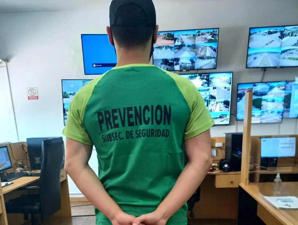 Salen a atajar jóvenes para que no comentan ningún exceso