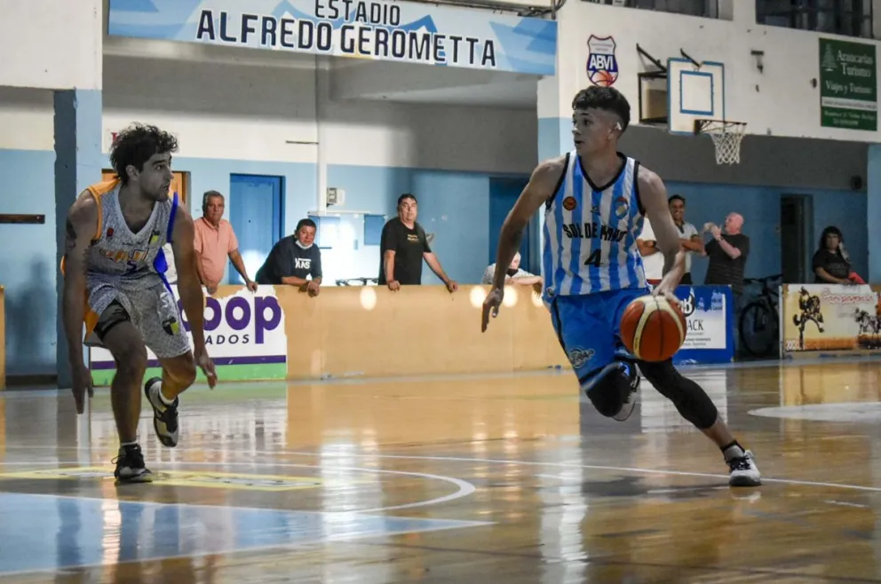 Sol de Mayo visita este sábado a Pico FC con un debut y una baja