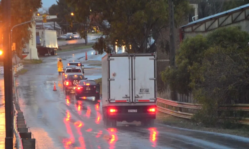 Transportistas de Patagones, solicitan gestiones para tramitar VTV y autorizaciones de CNRT en Viedma