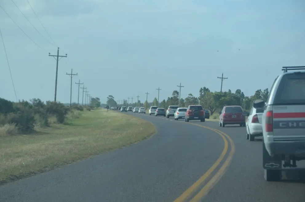 Casi medio millón de vehículos circularon entre Viedma y El Cóndor entre noviembre y enero