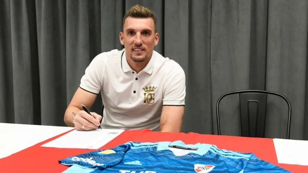 River tiene arquero para rato: Franco Armani renovó su contrato