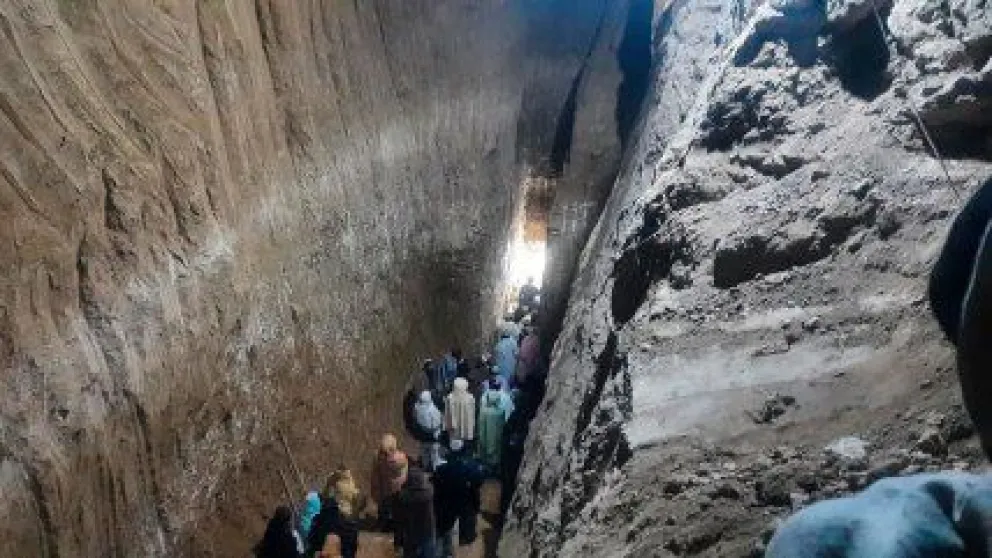 Afganistán trabaja para rescatar a un nene de 9 años que cayó a un pozo