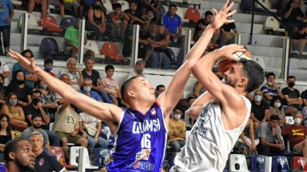 Insultos homofóbicos hacia un jugador llevaron a parar un partido de básquet