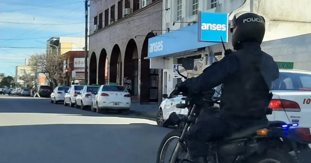 Denuncian a un taxista de Viedma por acoso: “Gracias a Dios mi hermana pudo escapar”