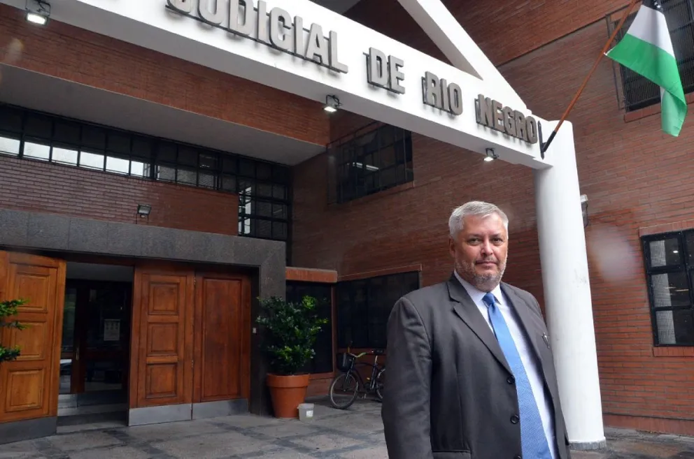 Intervino el juez Dvorzak en la formulación de cargo.