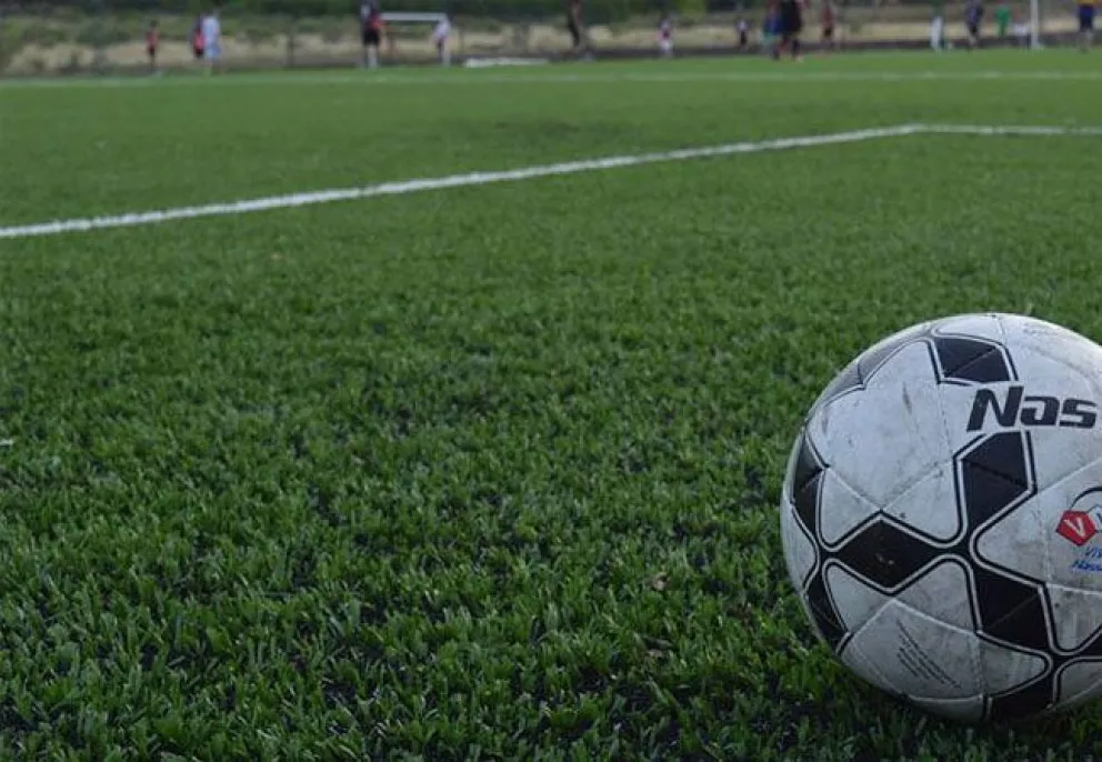 Trágico: jugaba al fútbol, se golpeó su cabeza y murió