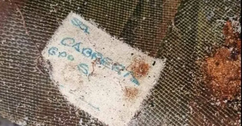 Después de 40 años apareció el casco de un viedmense que estuvo en Malvinas