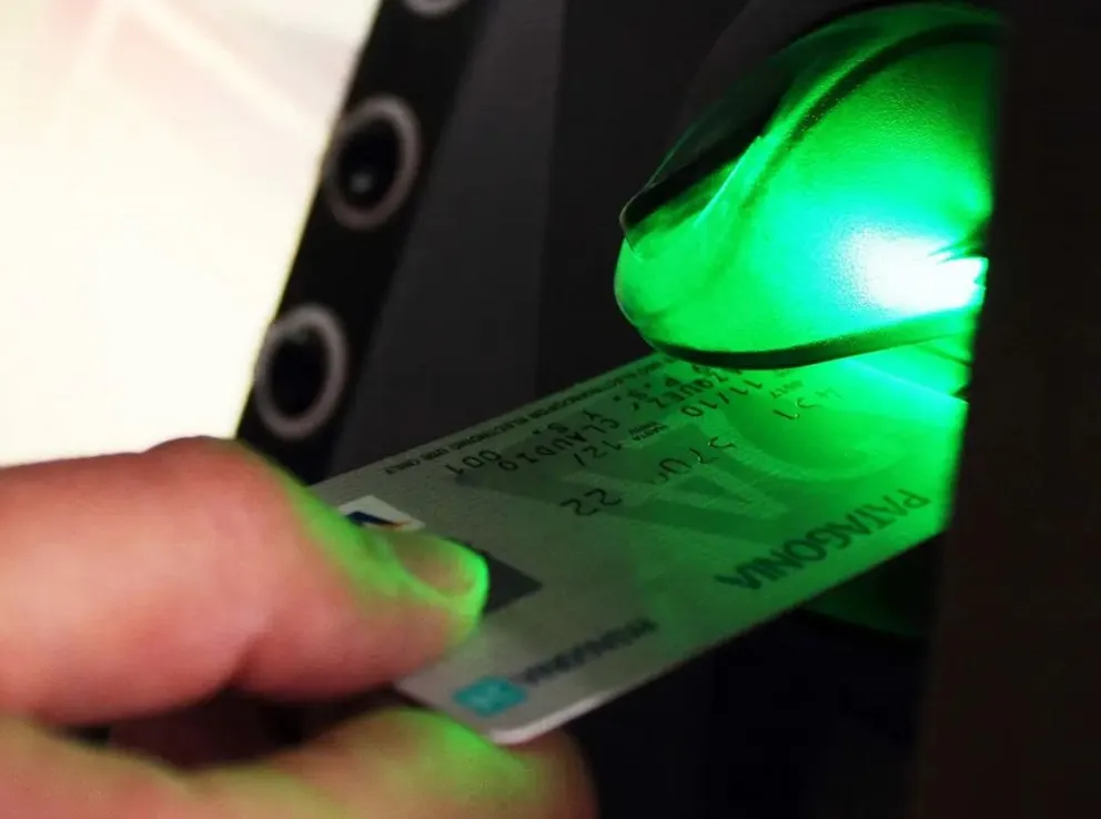 Los empleados estatales rionegrinos cobrarán sus salarios entre el 3 y 9 de marzo