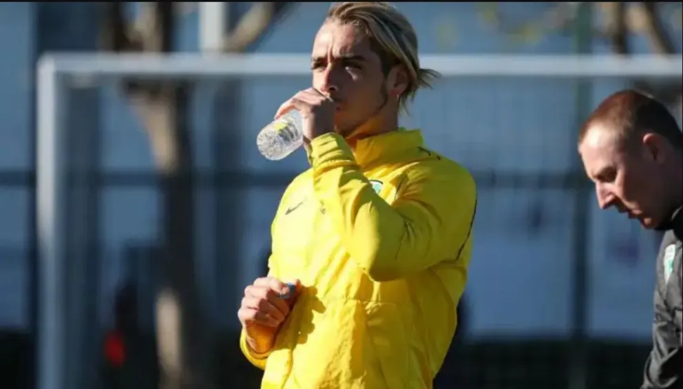 El drama de Claudio Spinelli: huyó de Ucrania e intenta llegar a Polonia