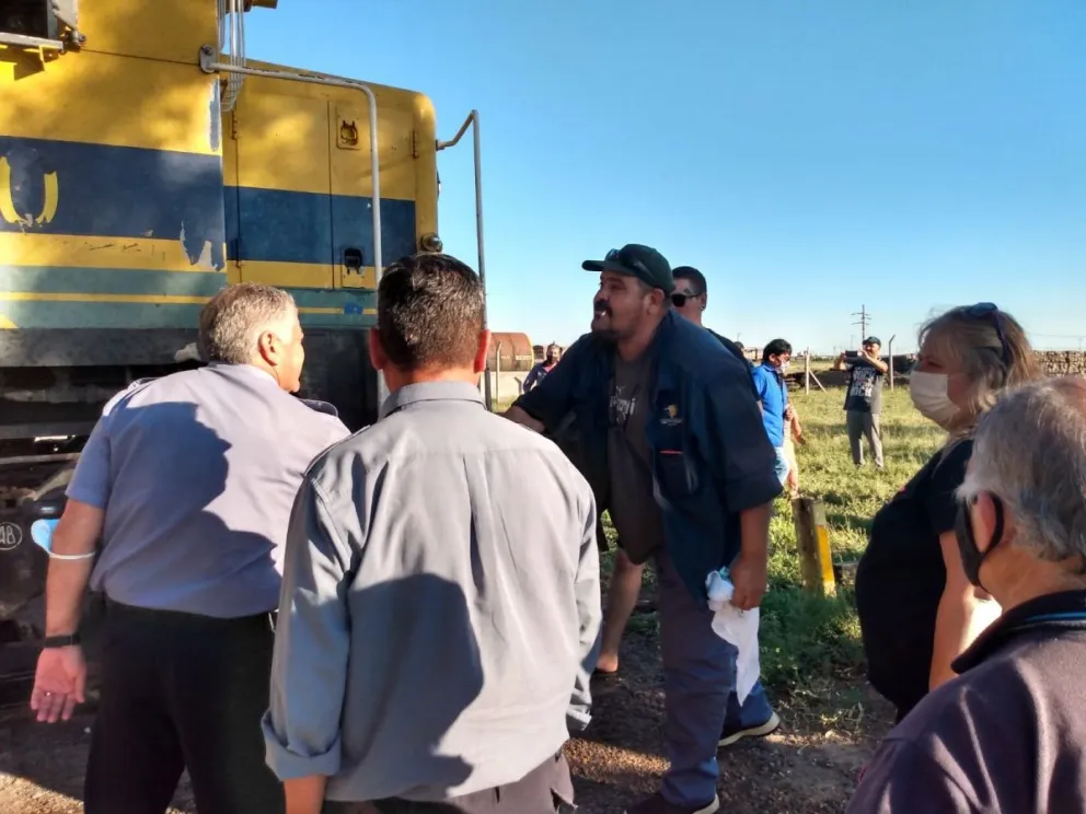 Tren Patagónico: los trabajadores deben llevar sus propias herramientas para desempeñar sus tareas