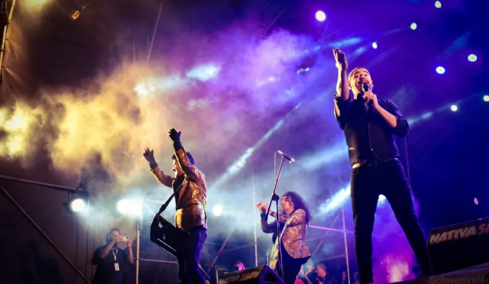 Ráfaga conquistó los corazones viedmenses en la primera noche de la Fiesta del Río