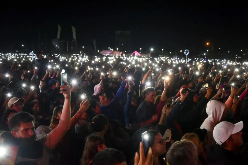 La Fiesta Provincial del Río ya convocó a más de 50.000 personas