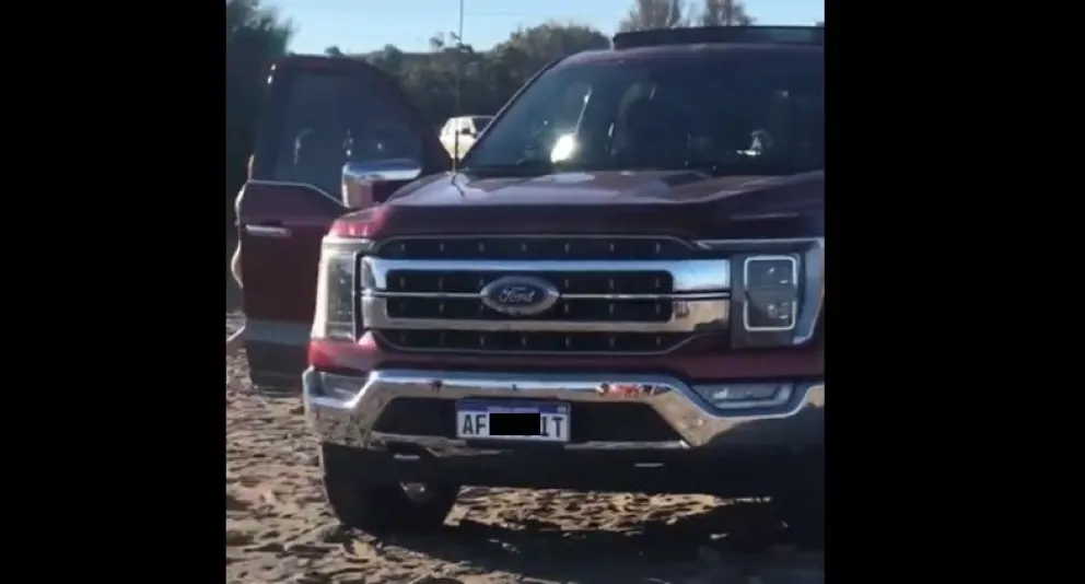 Pelea en El Cóndor por mal estacionamiento: cómo es y cuánto cuesta la camioneta que alteró los ánimos