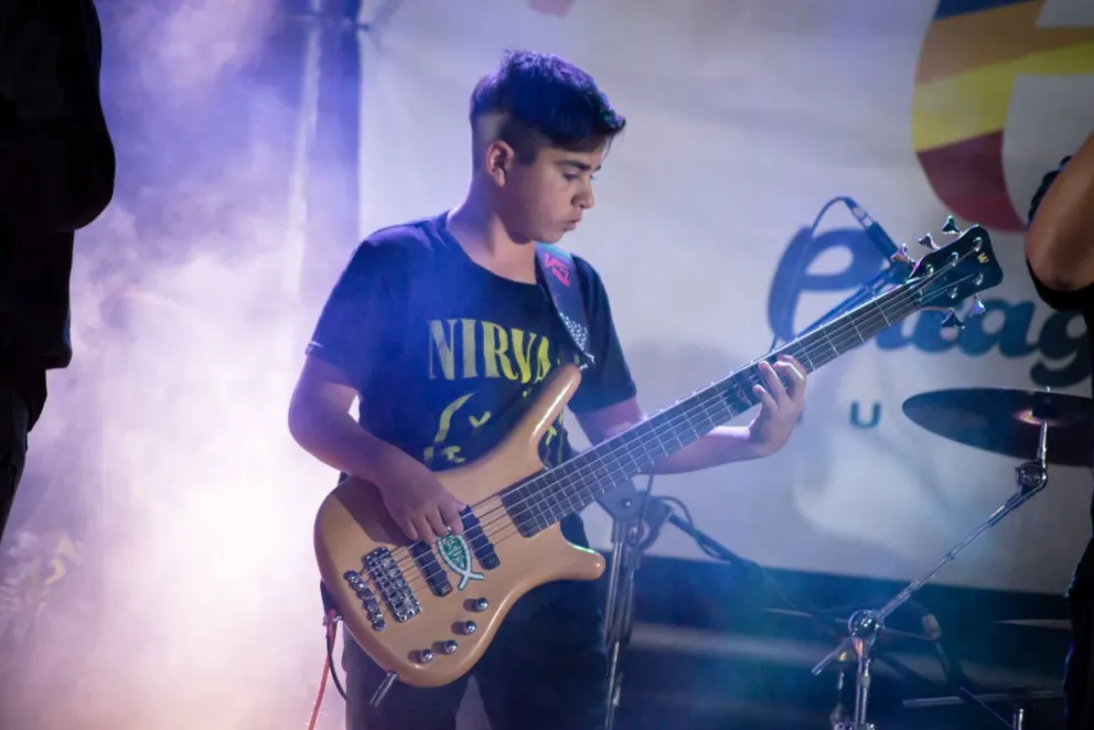 Los pibes de La 82 dejaron chiquito al escenario de la Fiesta de la Soberanía