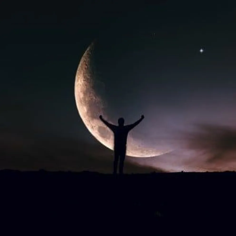 Luna nueva en Piscis: cómo aprovechar su energía 