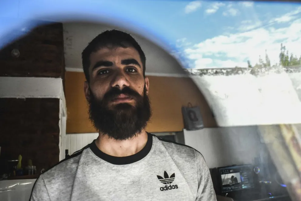 Viedma tiene su Santi Maratea: el tiktoker "El Colo" juntó más de 400 mil pesos y lo donará a chicos carenciados