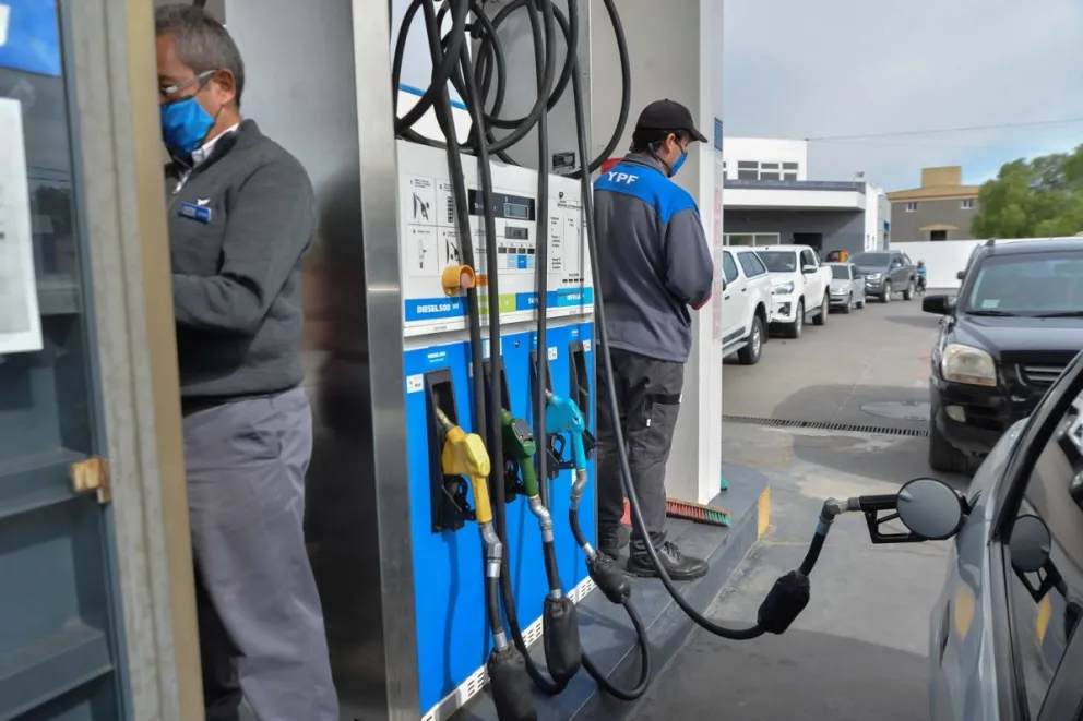 El chofer del intendente de Campo Grande se defiende de lo vivido en la YPF de Viedma