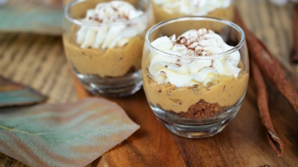 Nuevos sabores: mirá cómo preparar cheesecake de calabaza en vasitos